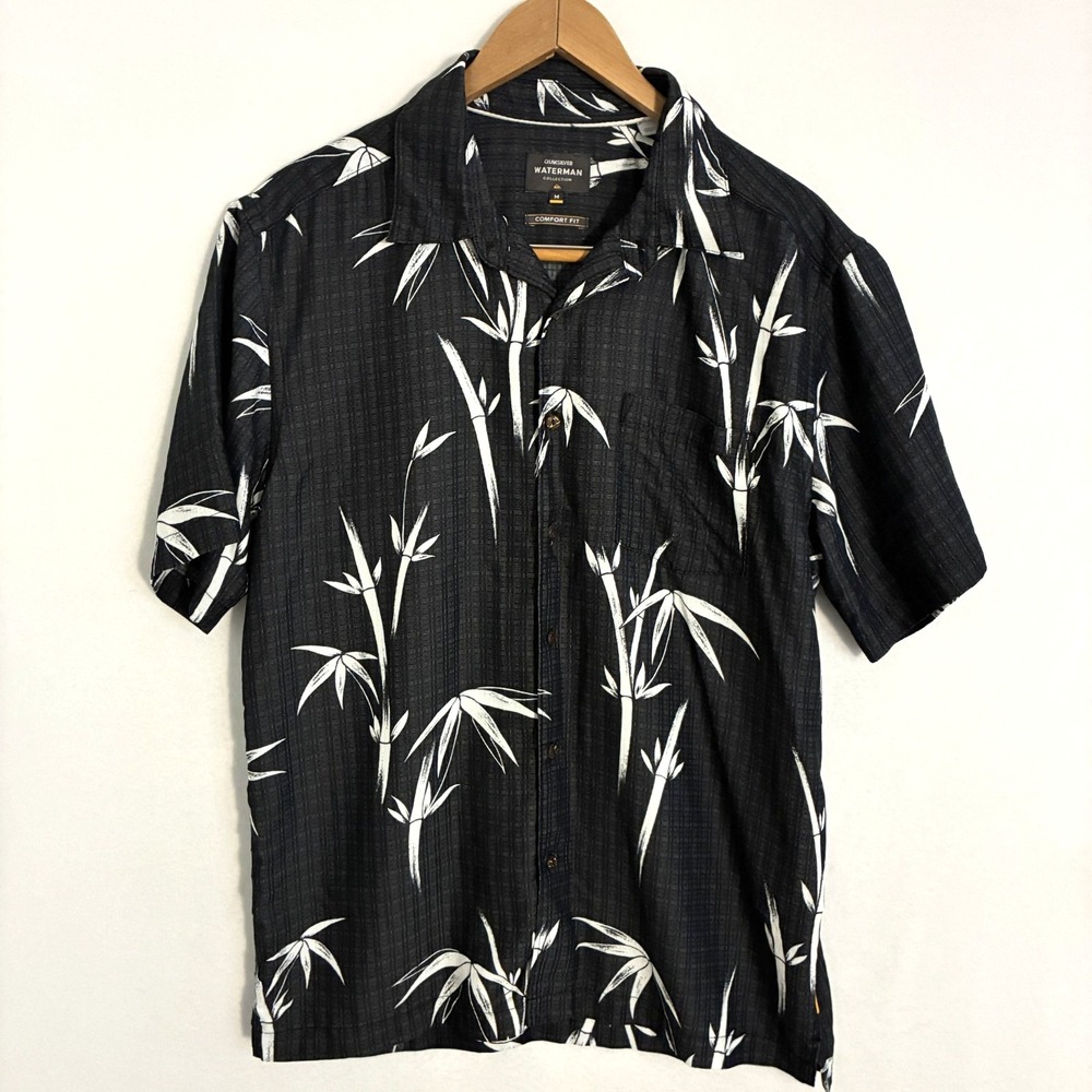 Quiksilver‎ Waterman Collection Comfort Fit Shirt Men's M Hawaiian Tropical Camp